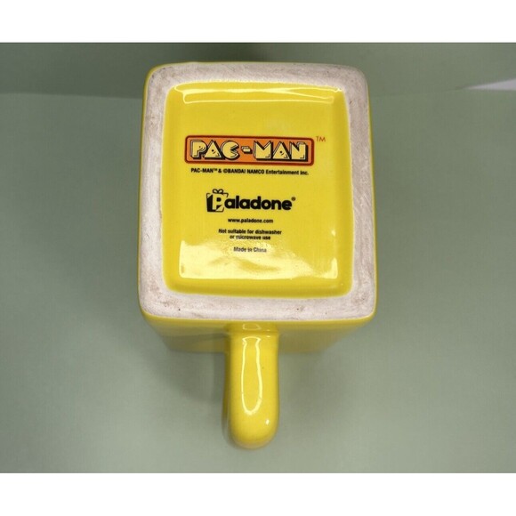 PAC MAN  🎮 Video Arcade Game Shaped YELLOW Ceramic Coffee  Mug 🎮 EUC - Picture 5 of 5